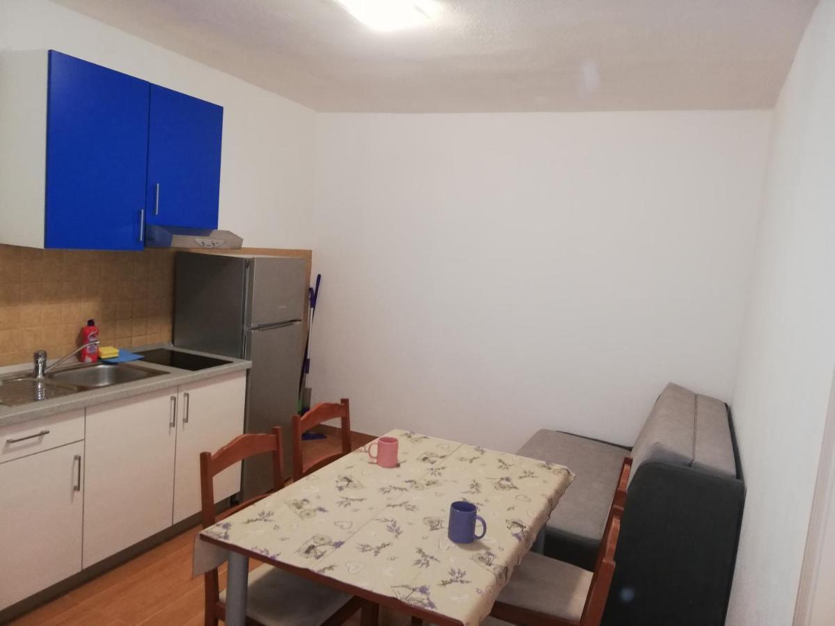 Mitan apartman Tučepi Exterior foto